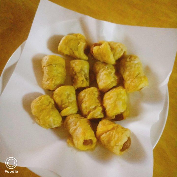 蛋挞皮自嗨之酥皮肉肠卷
