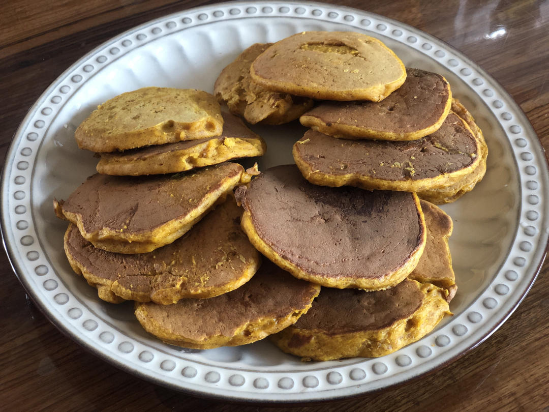 一岁宝宝辅食：奶香南瓜饼