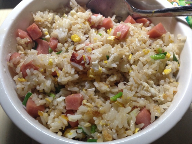 香肠蛋炒饭