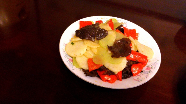 山药木耳炒青笋