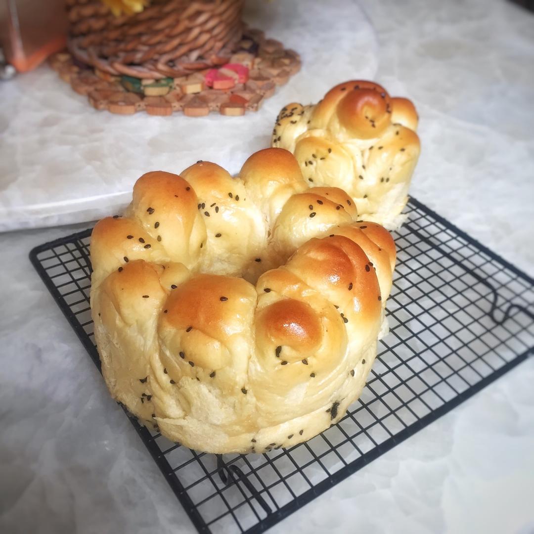 脆底蜂蜜小面包