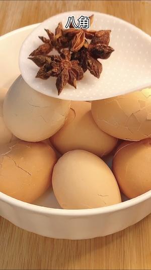 五香茶叶卤鸡蛋的做法 步骤4