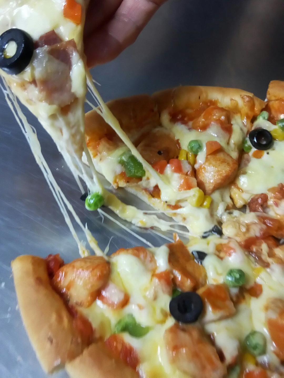 奥尔良烤鸡肉披萨