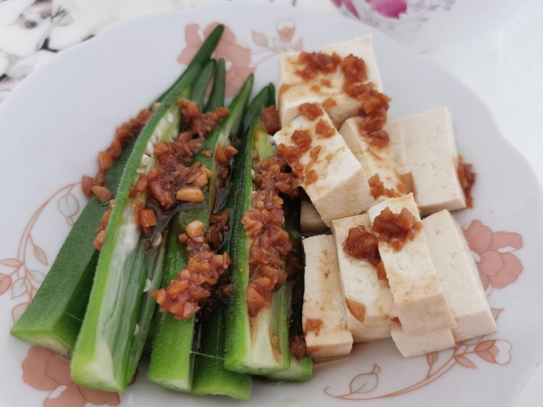 ‼️从此爱上秋葵‼️
白灼秋葵