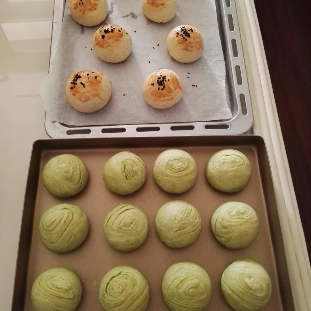 蛋黄酥~紫薯、抹茶、原味~花好月圆，中秋快乐~内附一次做六色蛋黄酥方法~