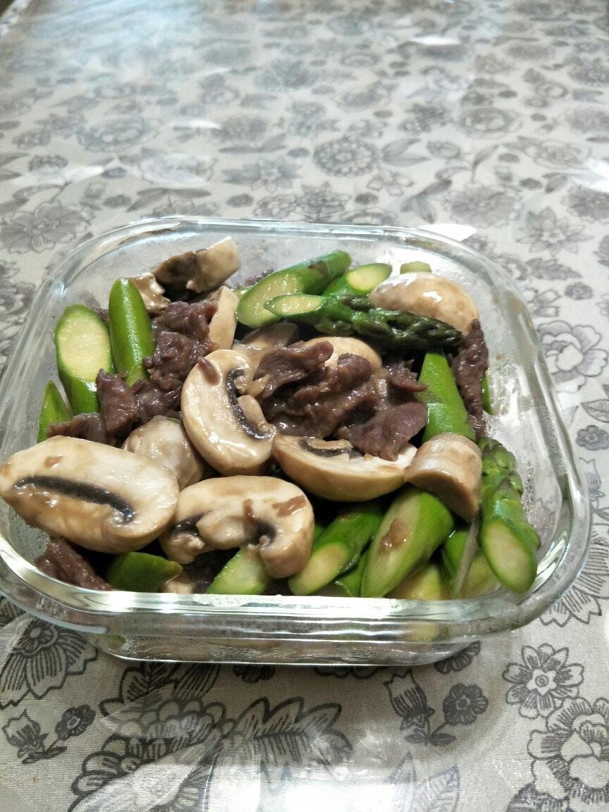 芦笋炒肉