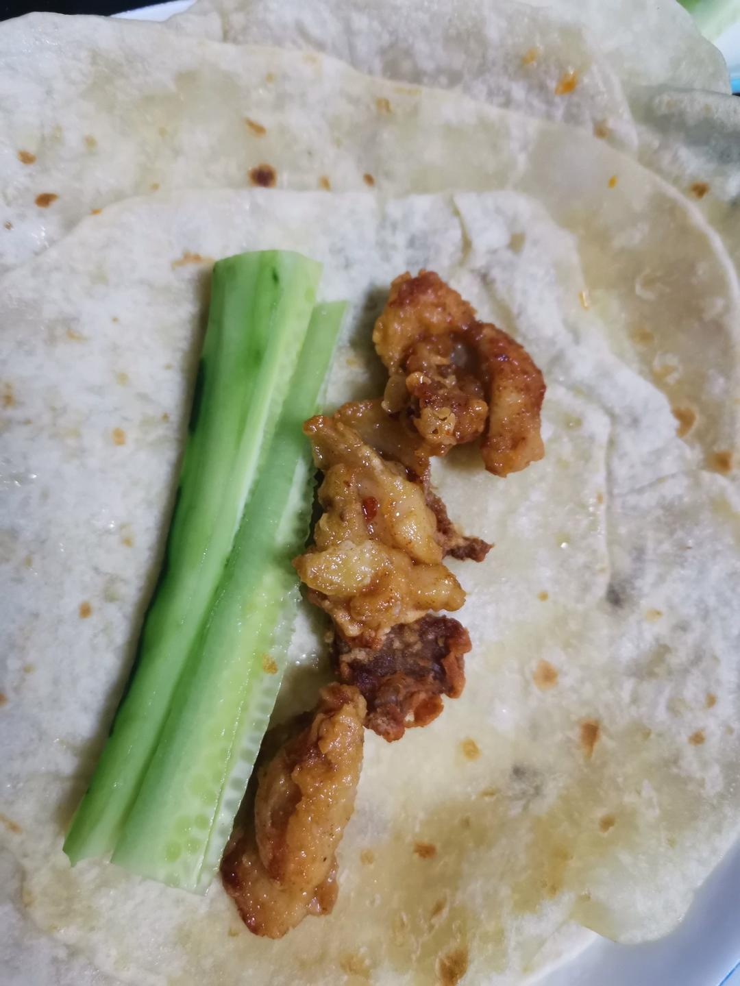 【老北京鸡肉卷】附酱汁调料，完美复刻的味道😋