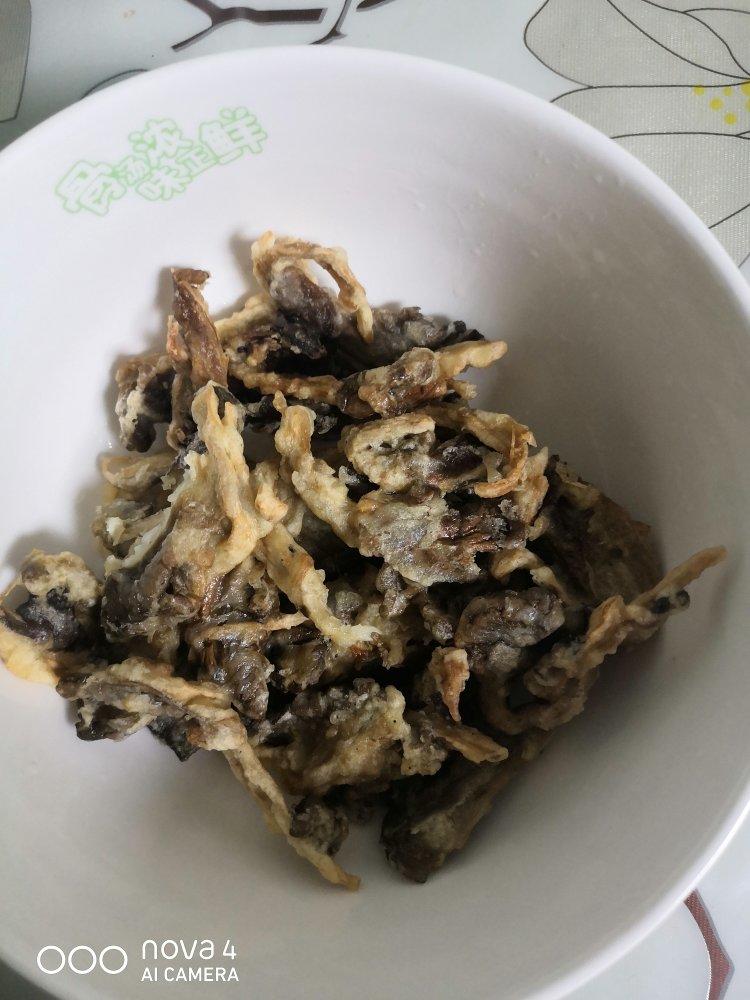 炸蘑菇用不用焯水？裹淀粉还是面粉？厨师长告诉你