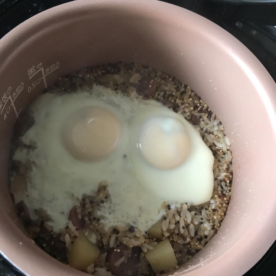 土豆香肠焖饭（电饭锅only）