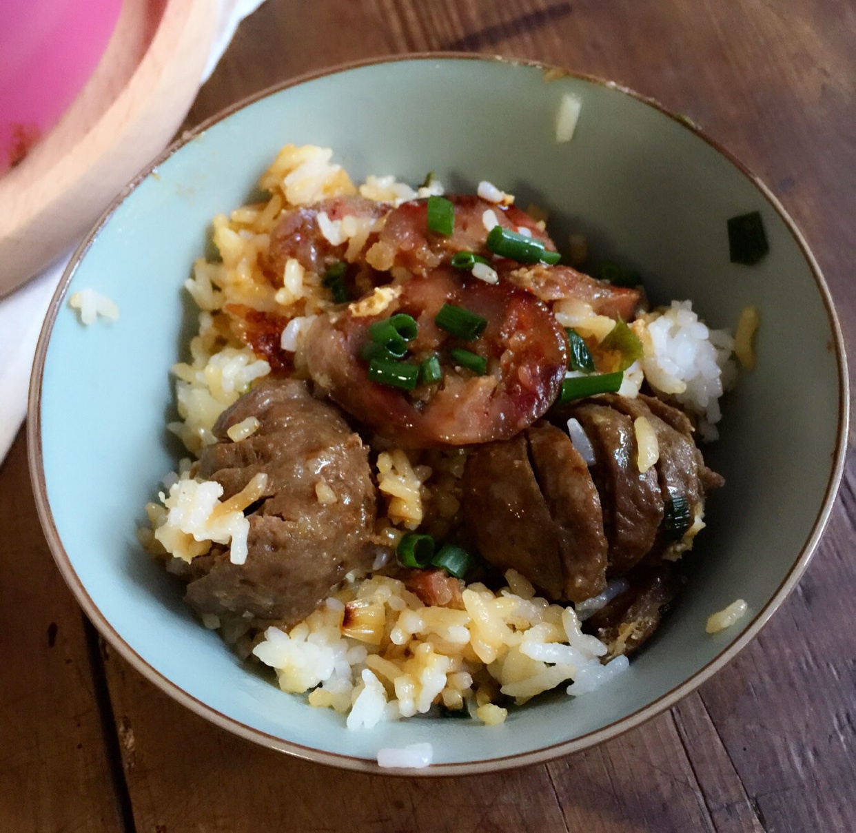 香肠煲仔饭