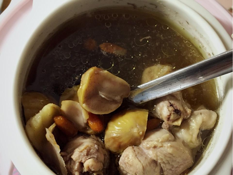 板栗鸡汤的做法