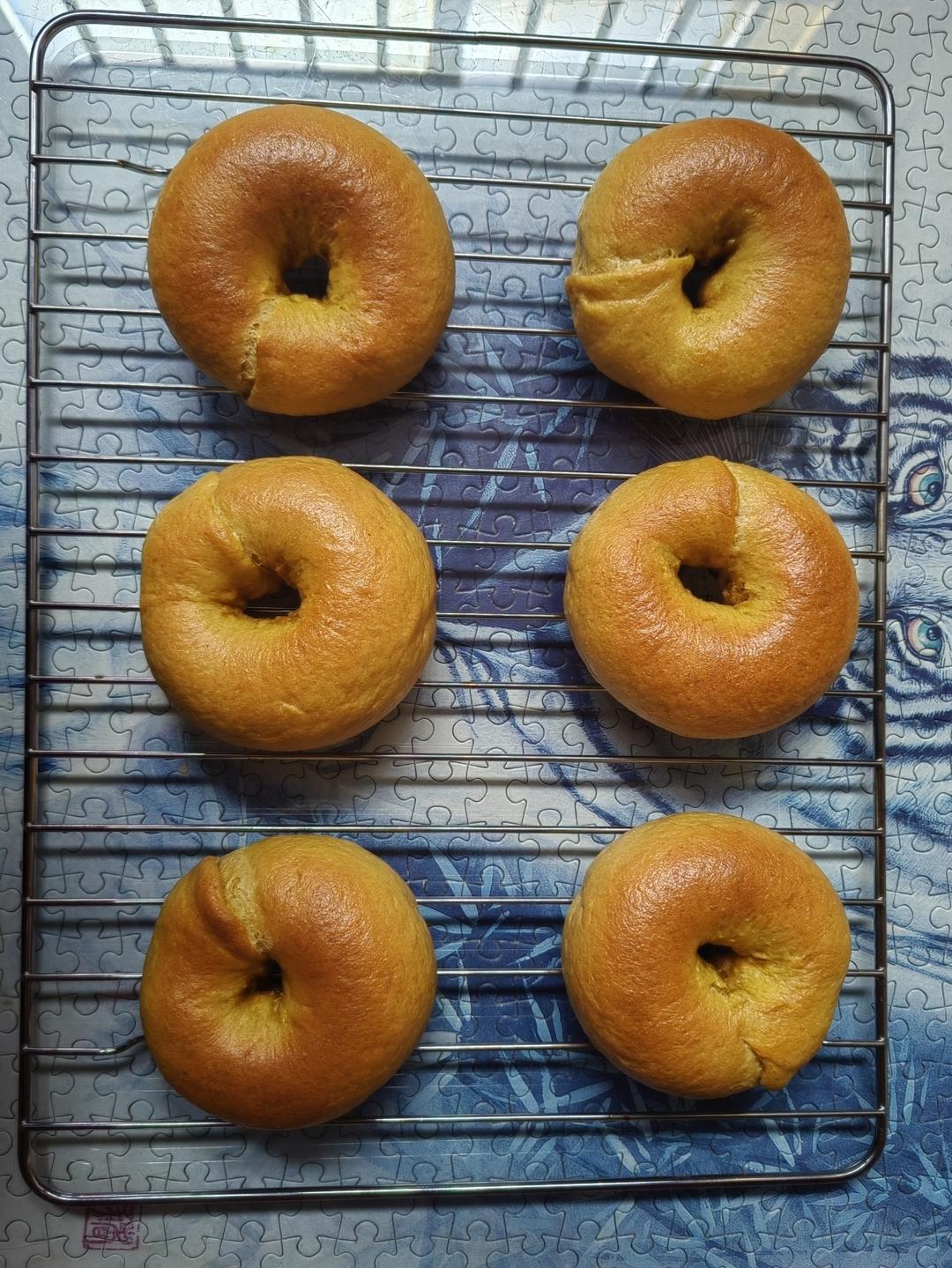 新鲜芒果贝果🥯