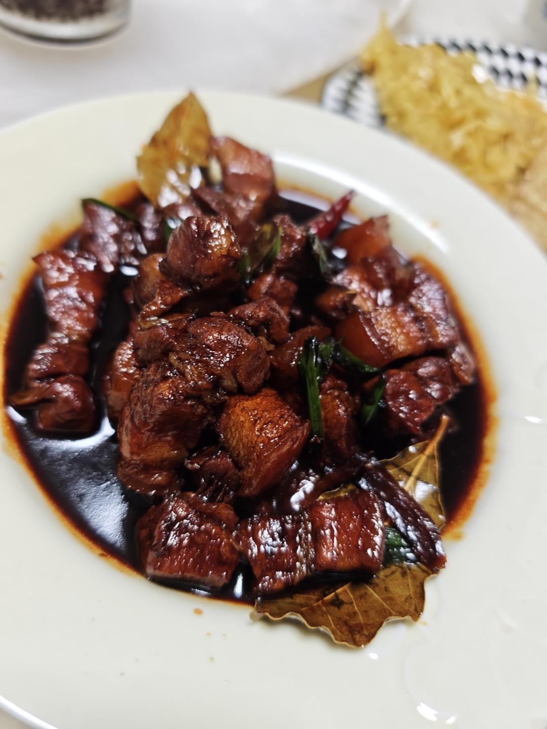 不焯水不放油的家常红烧肉
