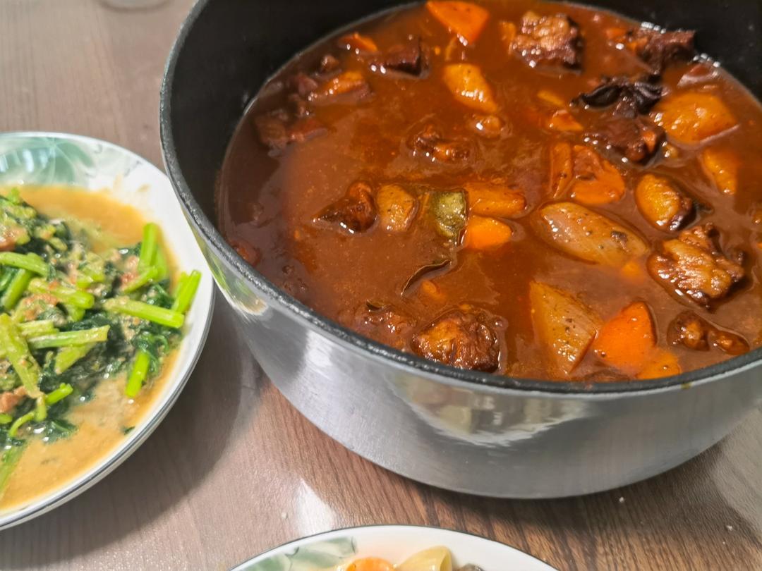 【北鼎珐琅锅食谱】番茄土豆炖牛腩