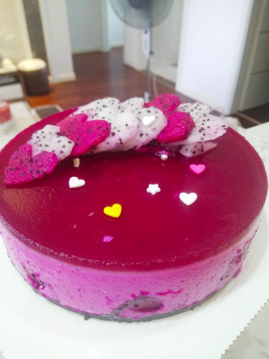 红心火龙果慕斯8寸