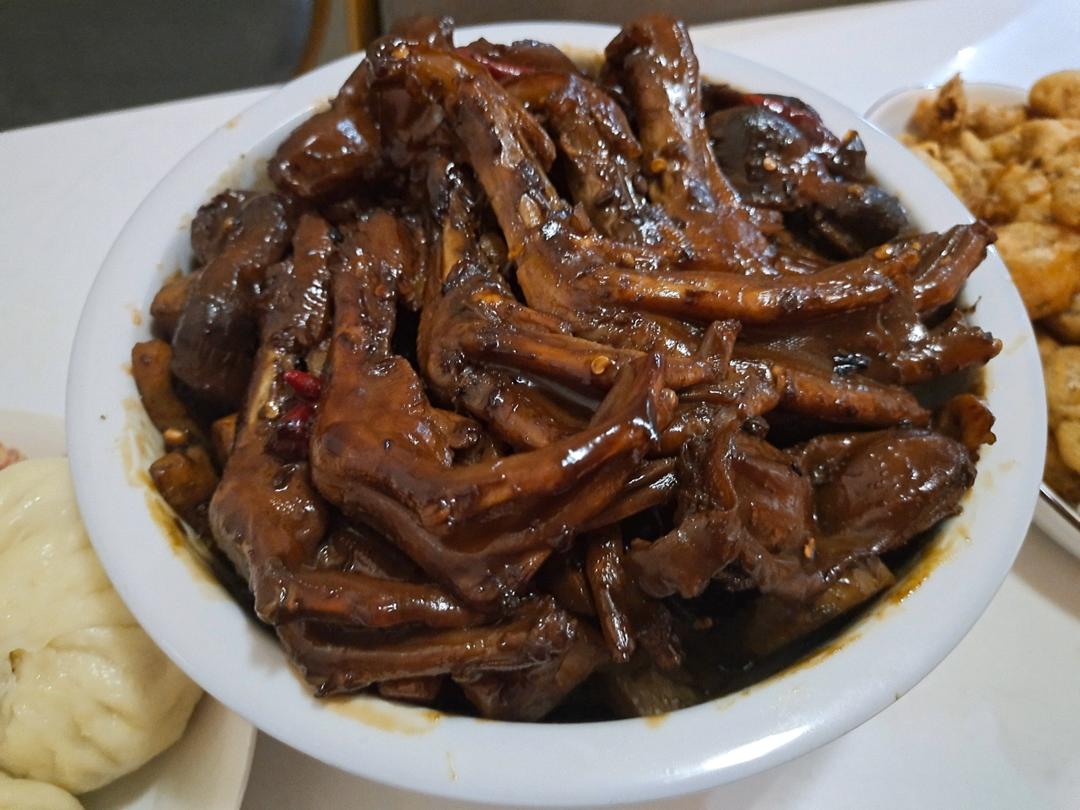 酱香鸭掌