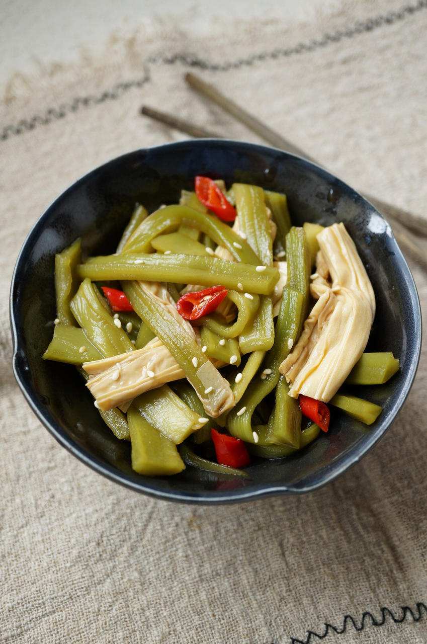 突然就火了的贡菜——香辣爽口凉拌贡菜