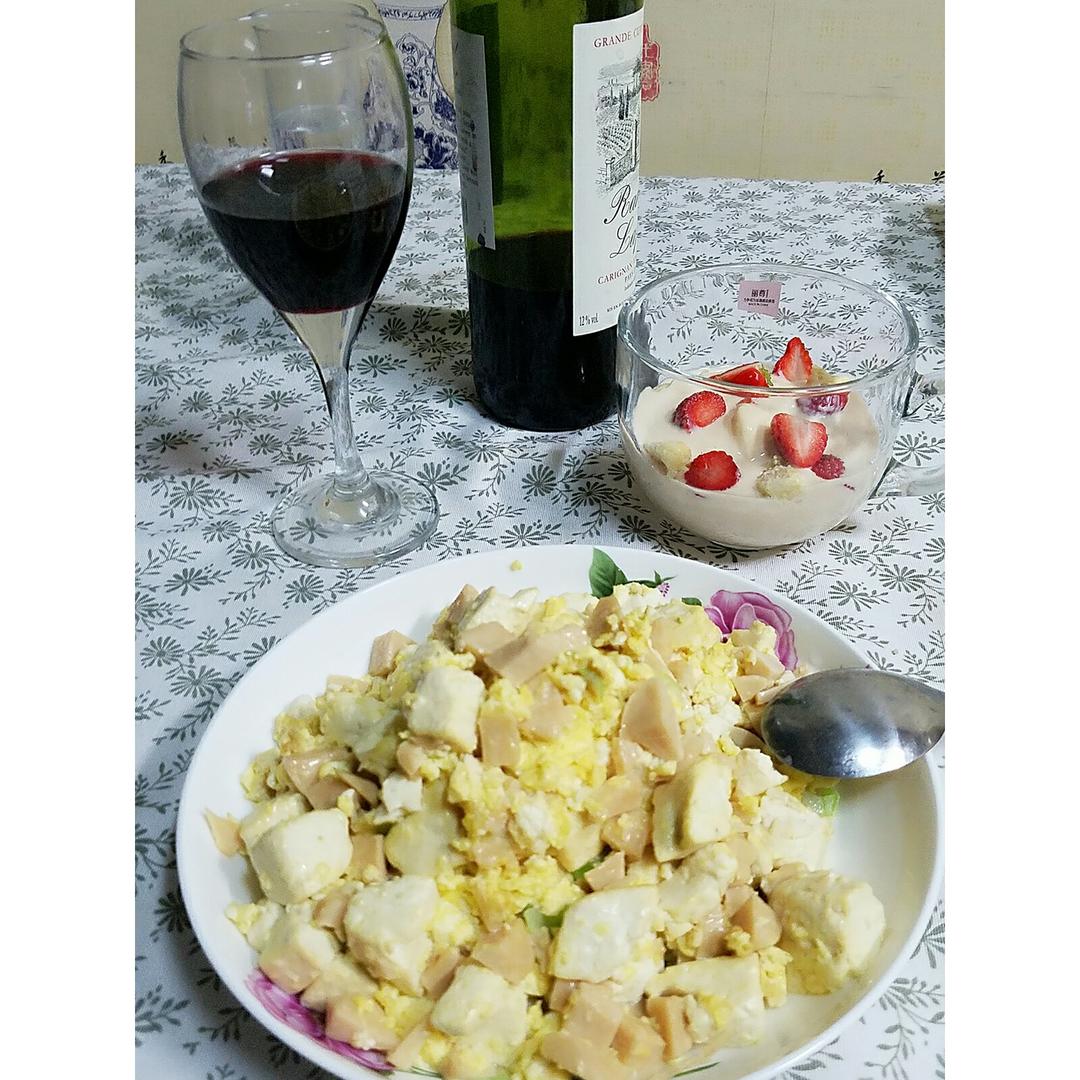蛋包豆腐丁