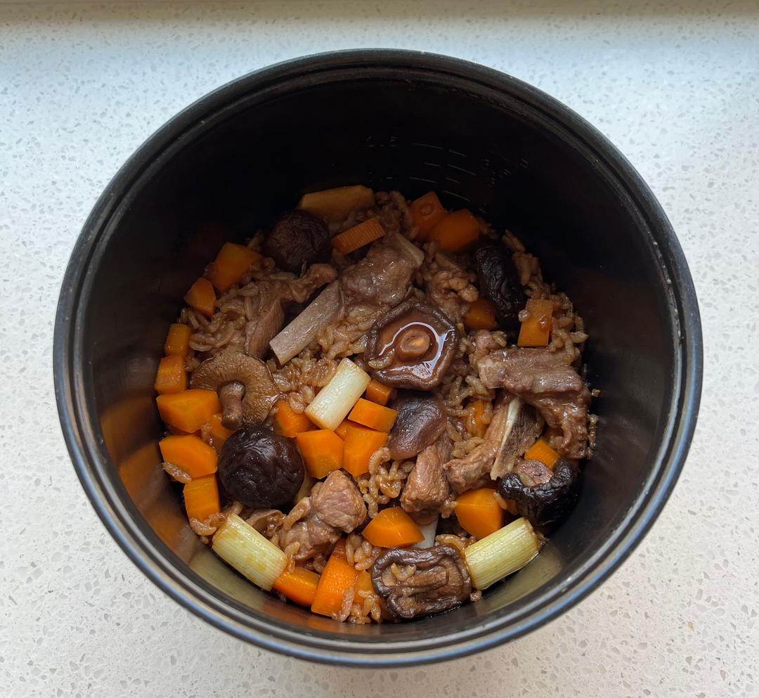 喷香排骨焖饭