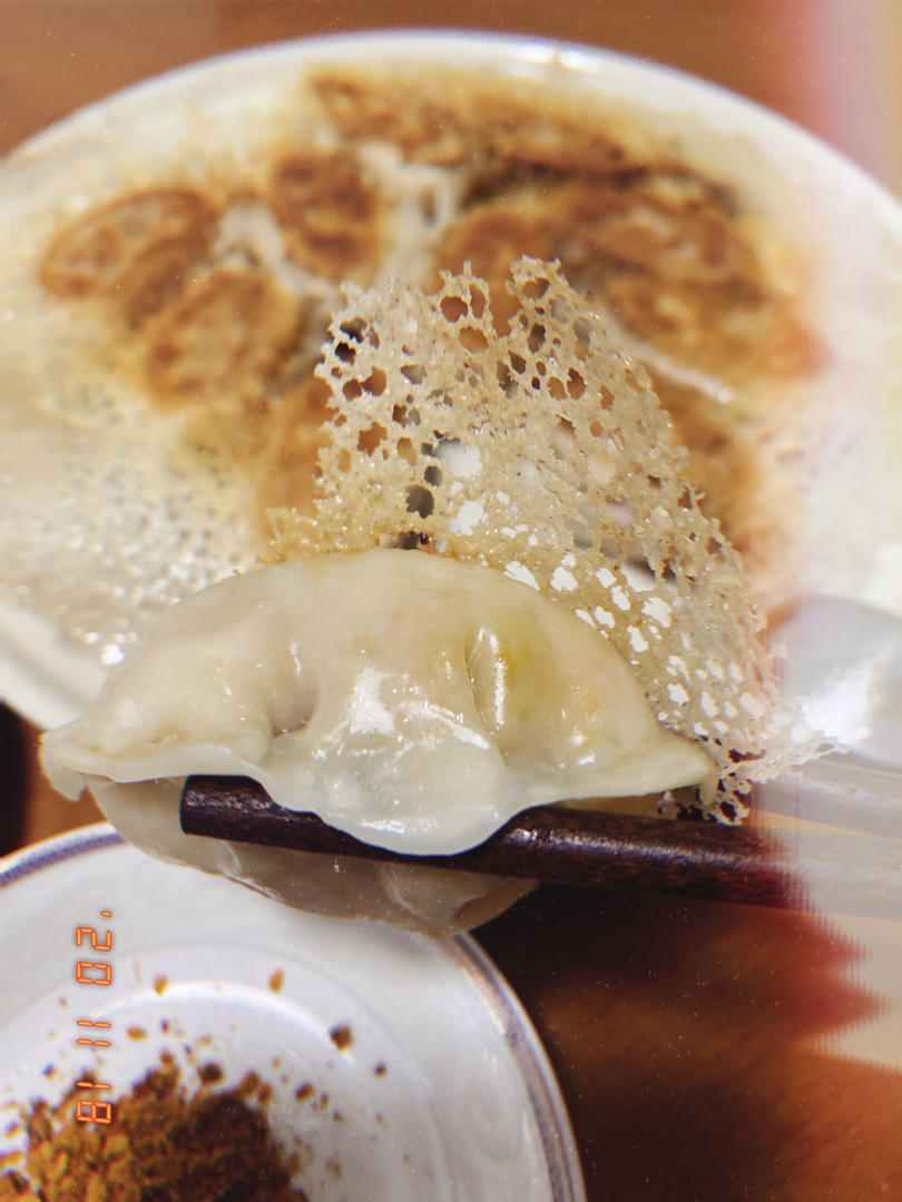 冰花蕾丝煎饺
