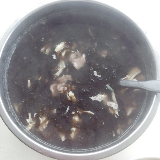 肉丸紫菜蛋花汤