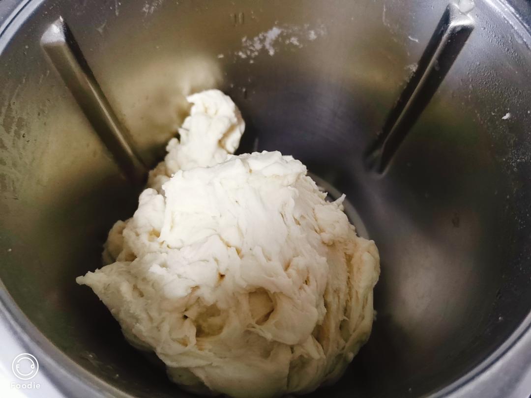 香菇鸡肉包的做法 步骤4