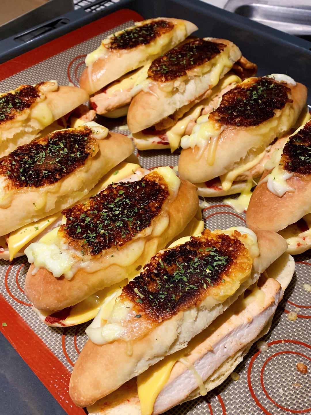 网红芝士瀑布鸡排包