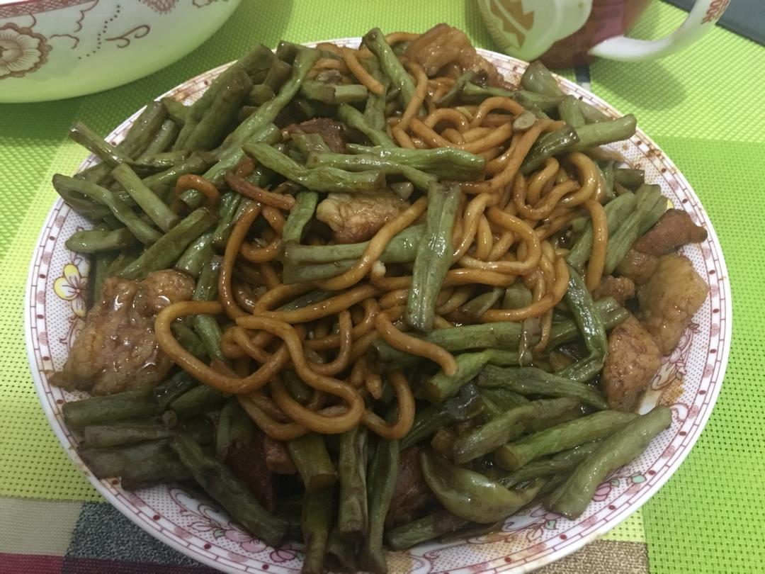 豆角焖面