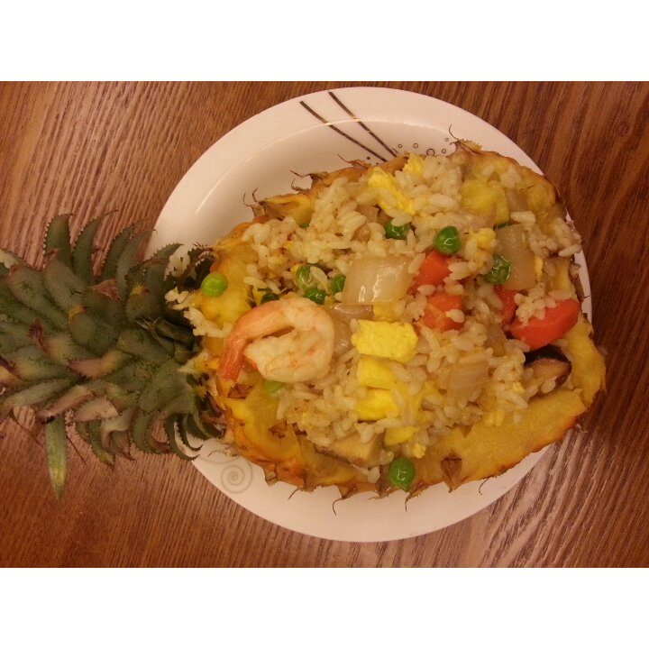 虾仁菠萝炒饭