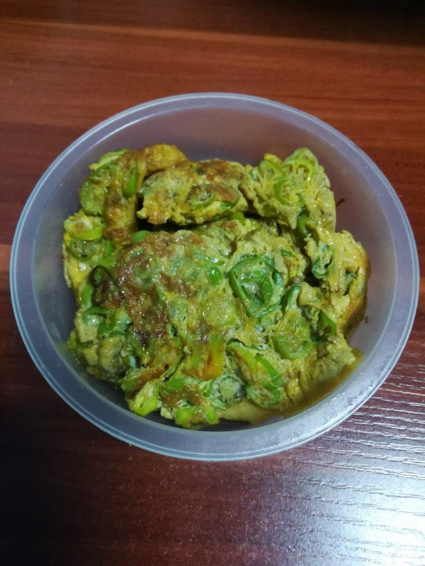青椒鸡蛋饼