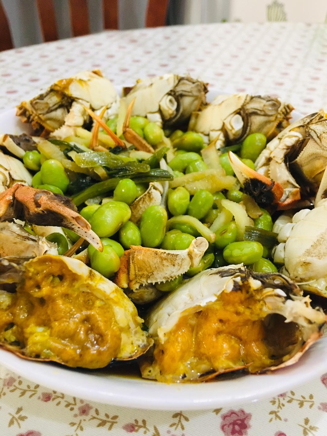 毛豆蒸蟹的做法