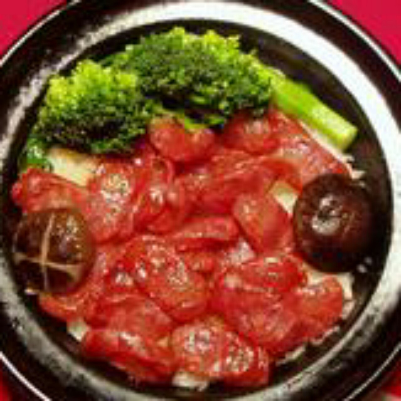 广式腊味煲仔饭