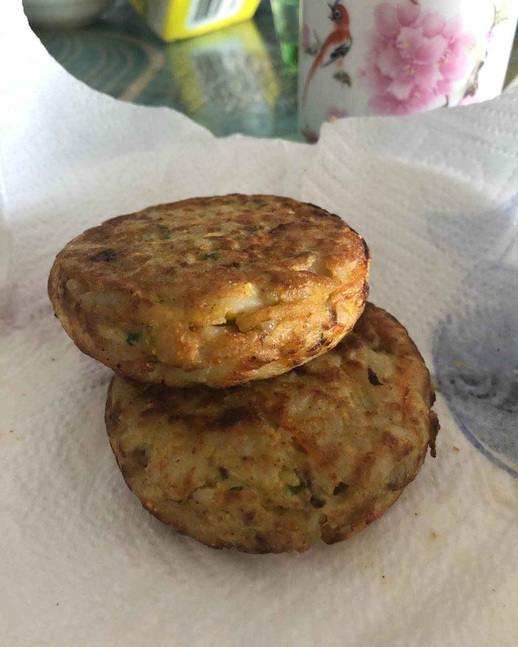 鸡蛋米饭饼