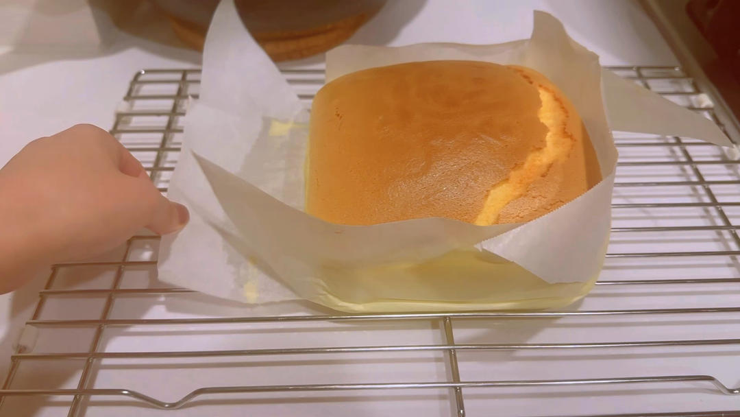 堪比柯基屁股
爆浆芝士🧀古早蛋糕