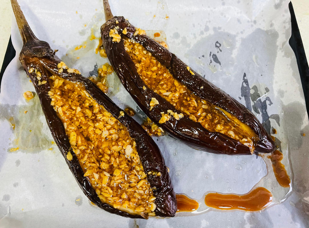 CC招牌菜销魂烤茄子，百吃不厌！