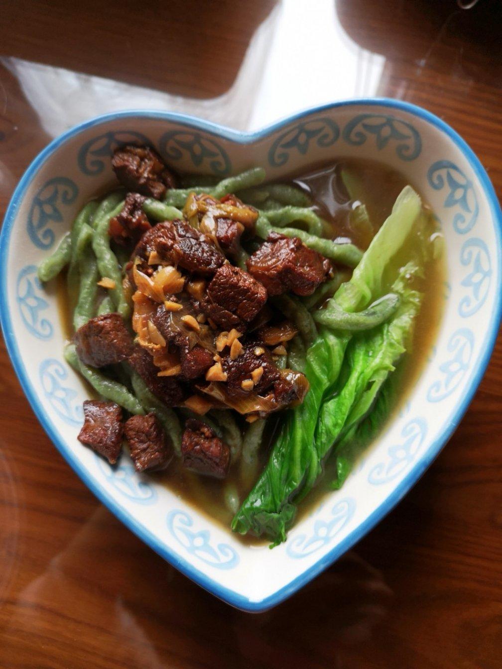 轻断食排毒养颜果蔬汁配方（一天瘦两斤）