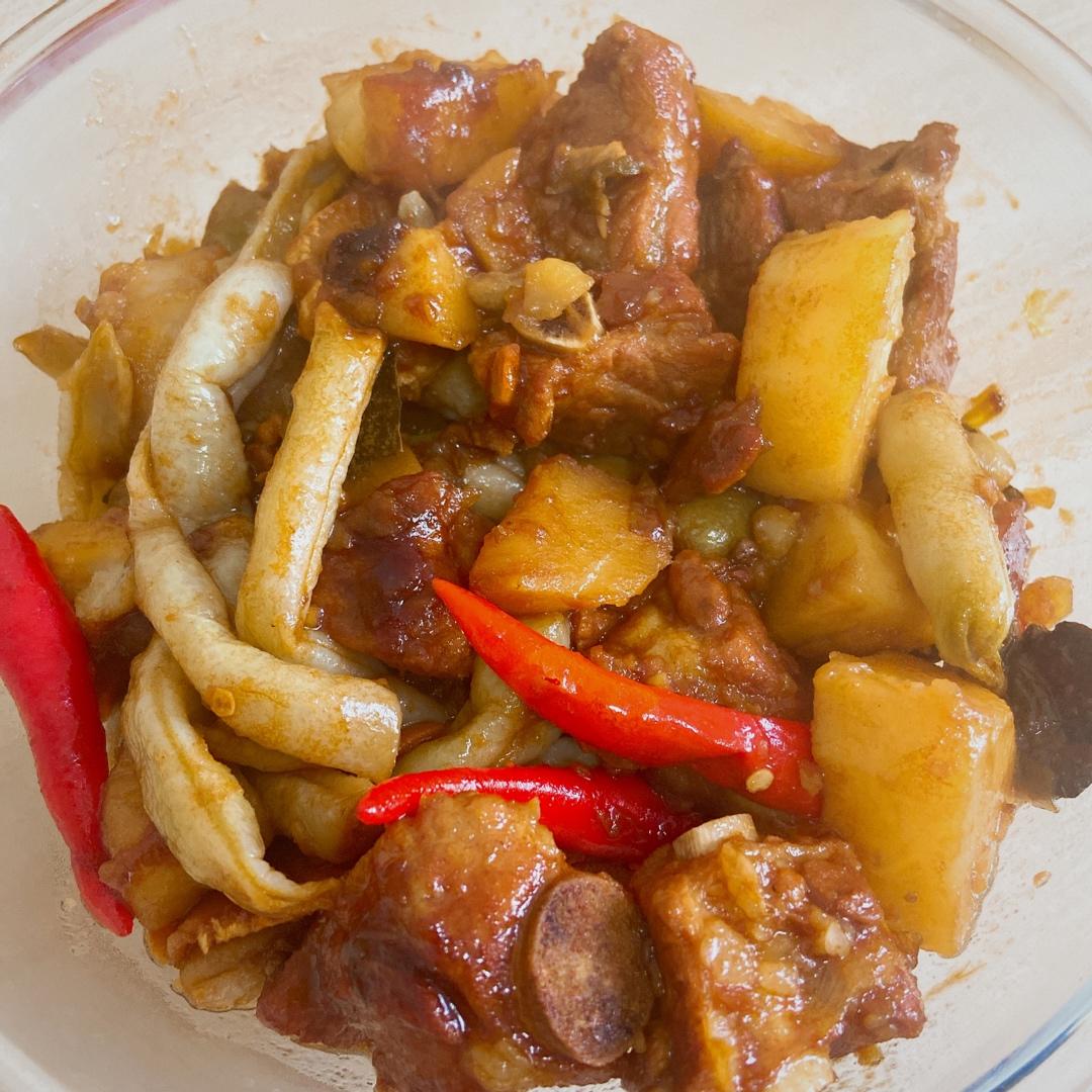 土豆炖排骨