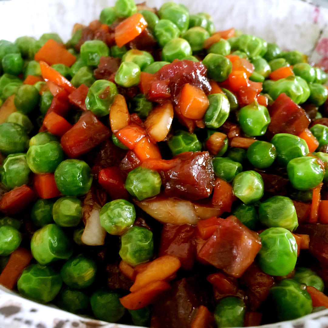 齿间迷鹿做的豌豆炒牛肉粒