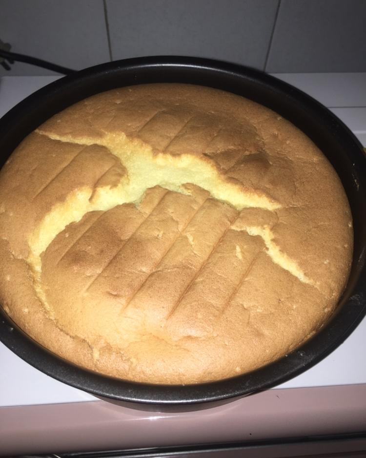酸奶戚风蛋糕