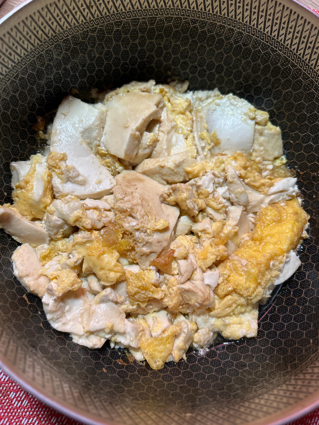 鸡蛋抱豆腐