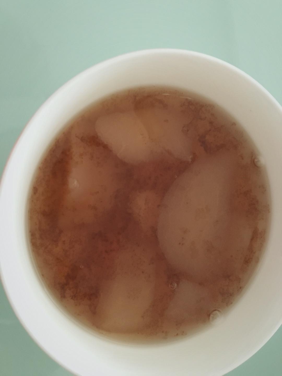 桃胶胖大海炖雪梨