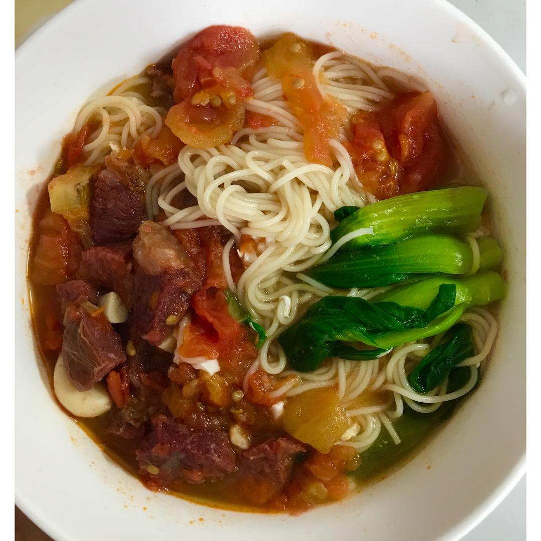 老丁的私房菜-番茄牛腩煲