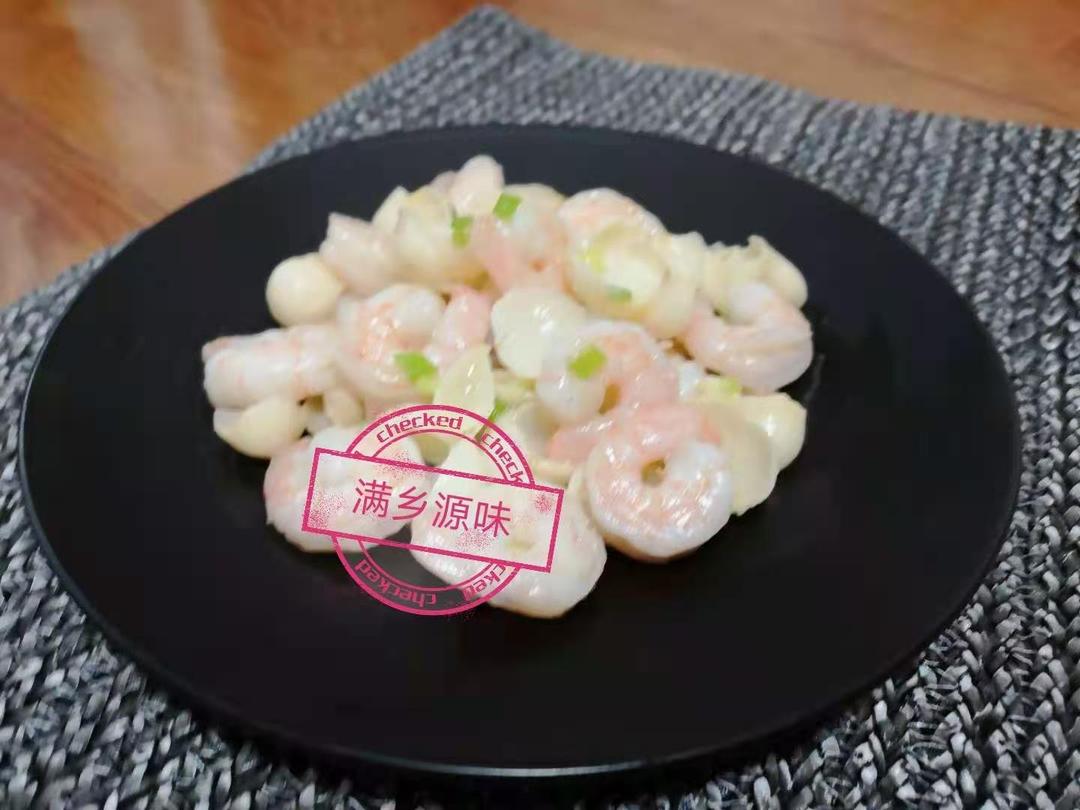 百合炒虾仁的做法