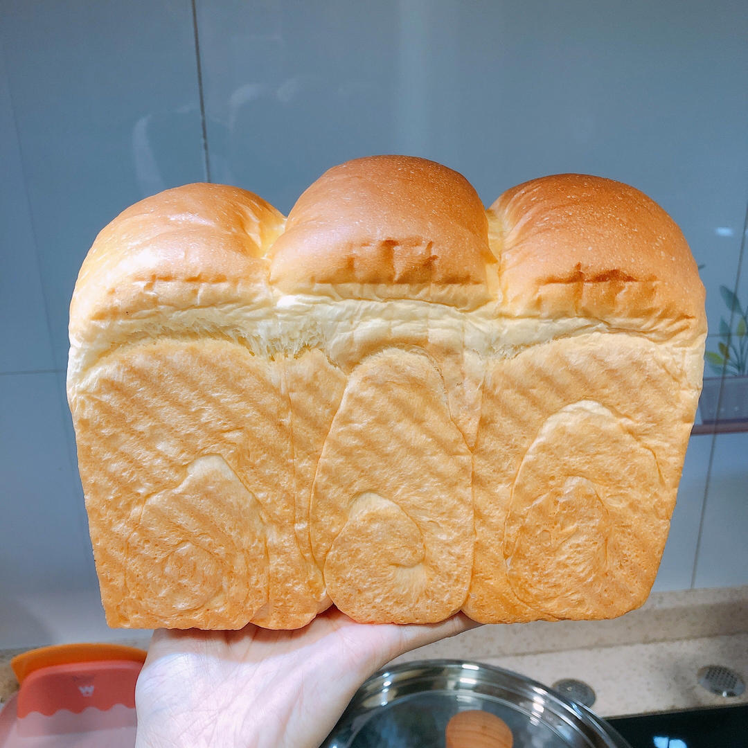 港式吐司十岁了