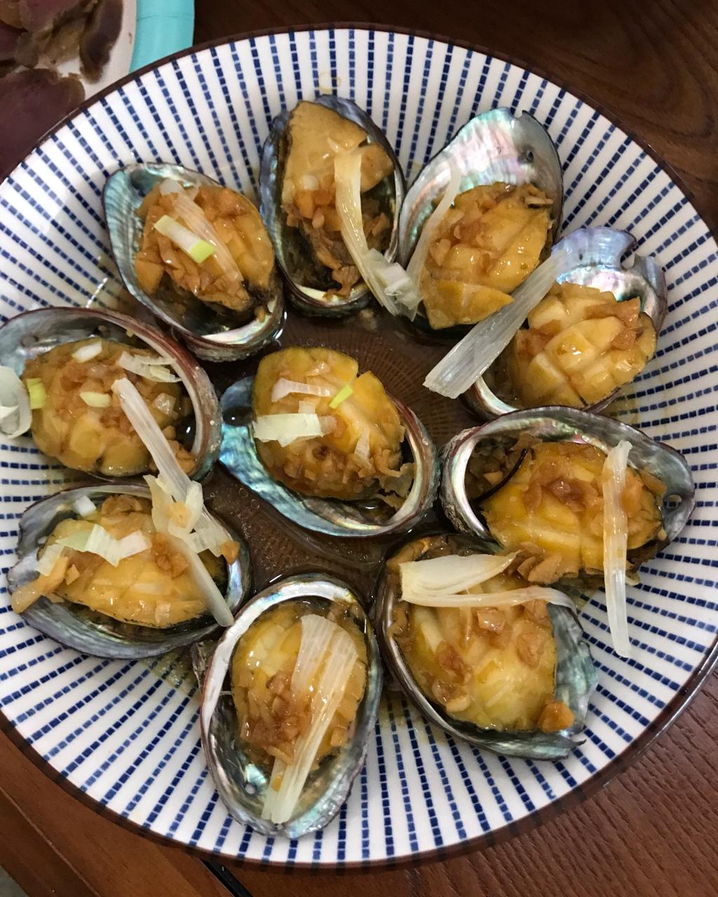 清蒸小鲍鱼【曼达小馆】2017年夜饭