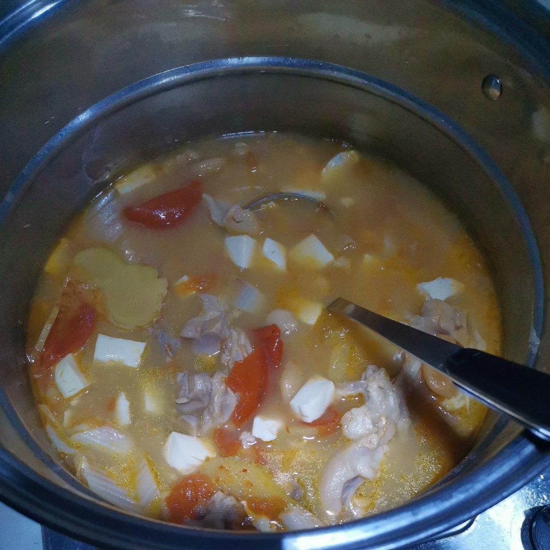 芸豆猪蹄汤(有小技巧)
