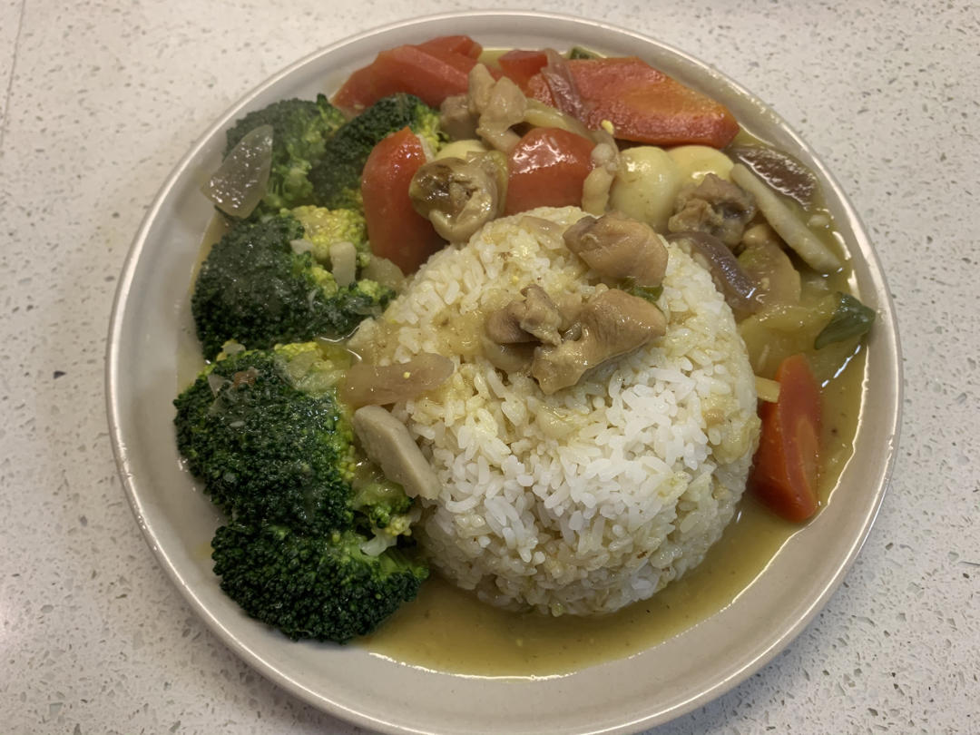 咖喱鸡肉饭