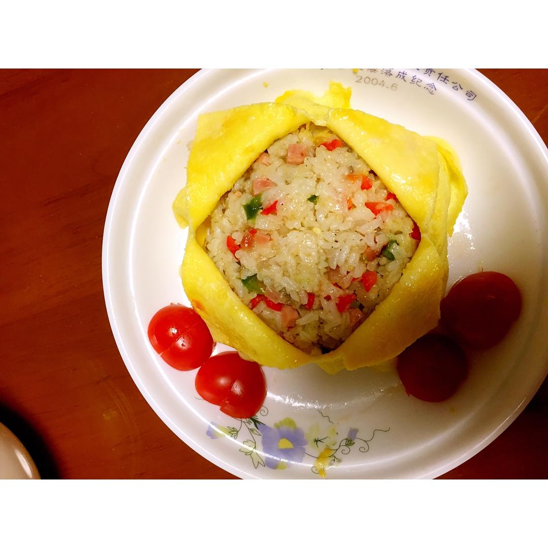 腊肠蛋包饭