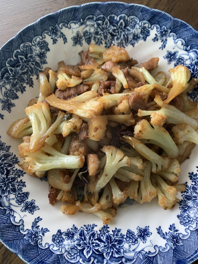 干煸菜花（花菜炒肉）