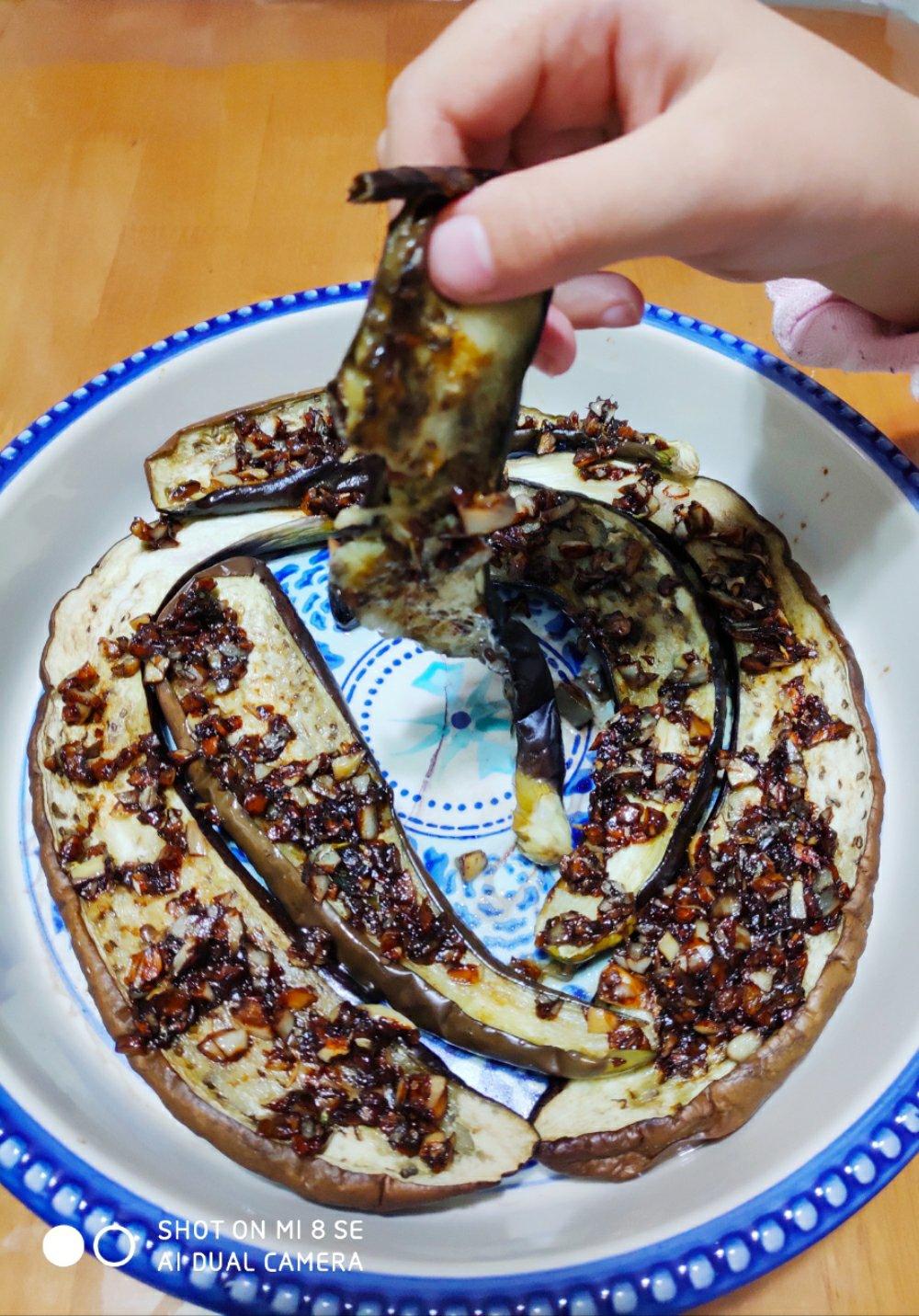 【微波炉烤茄子】
